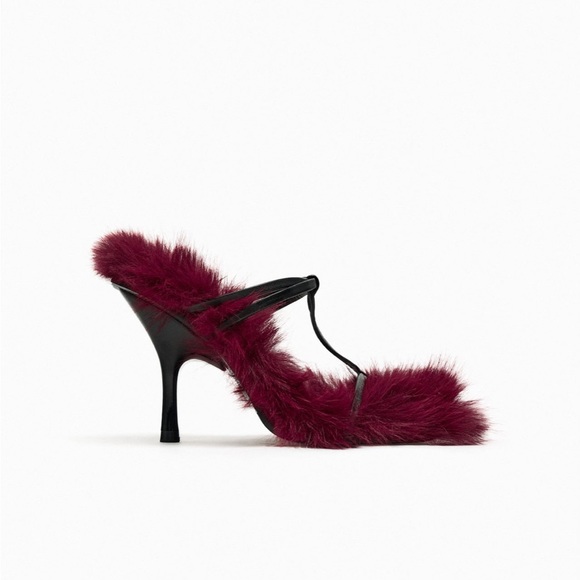 Zara Faux Fur Sandals - Picture 4 of 7
